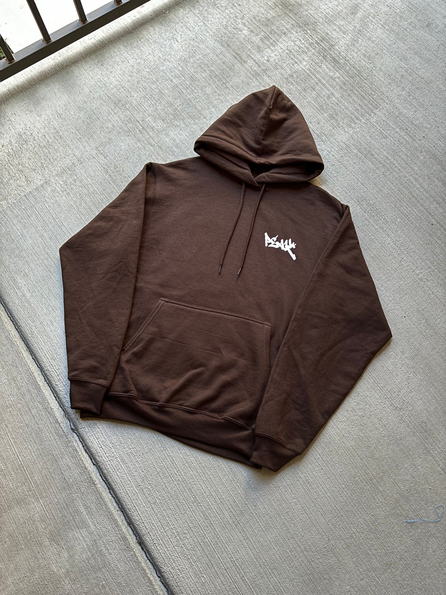 Peak* Puff Print Hoodie - Brown