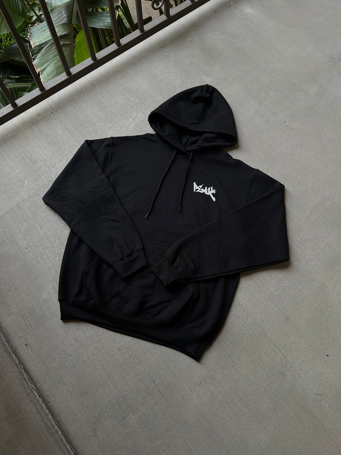 Peak* Puff Print Hoodie - Black